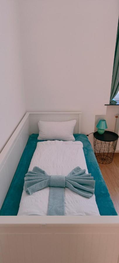 Ruyi Holiday Sopron Bagian luar foto